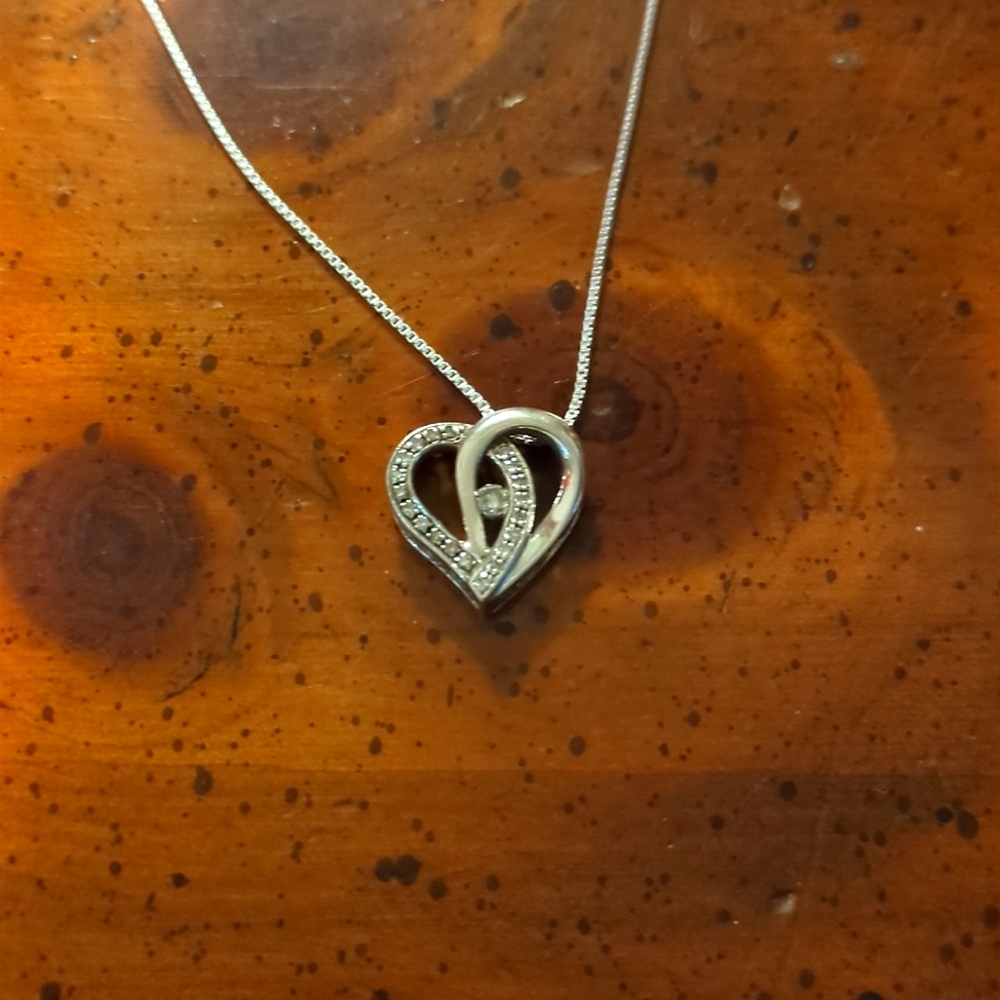 Kay Jewelers Sterling Silver Natural Diamond Heart Pendant W/ New 18" .925 chain